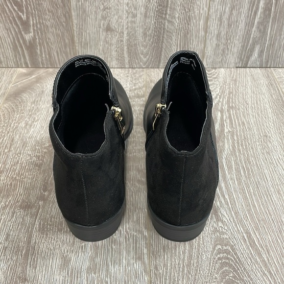 NWT Liz Claiborne Black Roycen Block Heel Bootie Ankle Boots 8M - Picture 4 of 16